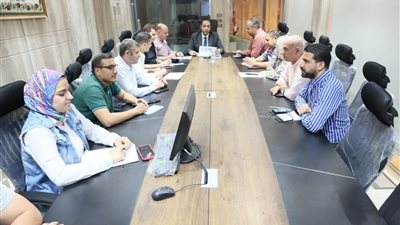 نائب المحافظ يعقد اجتماع تنسيقي لمناقشة الاستعدادات والإجراءات التنظيمية لانتخابات مجلس النواب