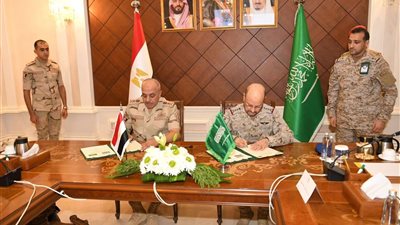 رئيس أركان حرب القوات المسلحة يعود إلى أرض الوطن من السعودية 