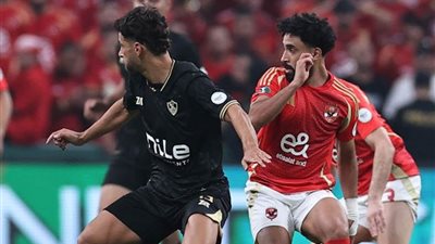 كل الأنظار تتجه نحو القمة بين الأهلي والزمالك في نهائي السوبر المصري.