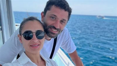 بعد شائعة ارتباطه بأخرى.. كريم محمود عبد العزيز ينفصل عن زوجته