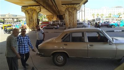جهاز شئون البيئة بمحافظة الشرقية ينفذ حملتين لفحص عوادم السيارات بالزقازيق