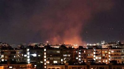 عاجل:  ثلاثة انفجارات متتالية مجهولة المصدر في  في حي المزة بدمشق 