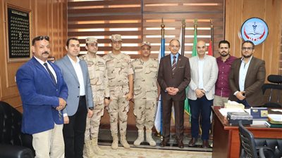رئيس مجلس إدارة المستشفيات الجامعية يستقبل نائب المستشار العسكري بمحافظة المنوفية