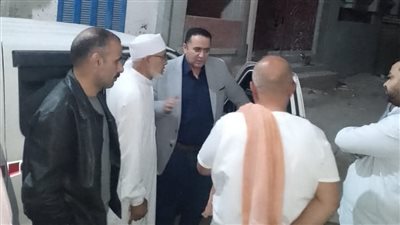 رئيس مركز ومدينة كفر صقر يتدخل ميدانيًا لوقف تنفيذ تعدٍ لبناء مخالف