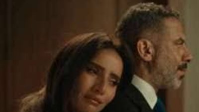 المخرج محمد العدل يروج للحلقة 8 من مسلسل ورد وشوكولاتة 