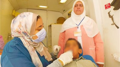 صحة الشرقية تنظم قافلة طبية مجانية بقرية أبو طاحون بمركز أولاد صقر