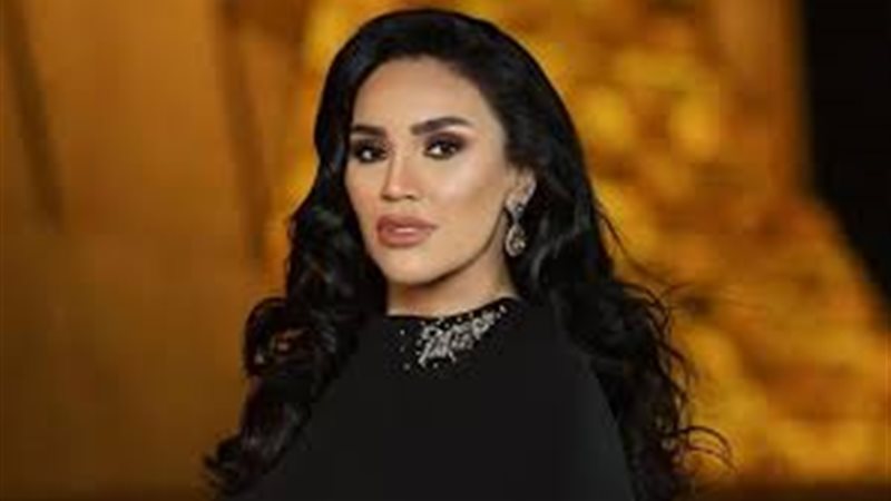 مي فارق