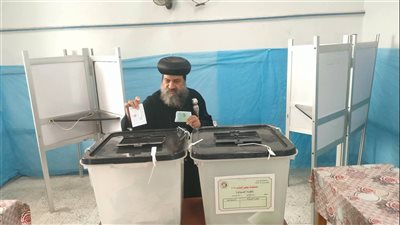 أسقف السويس يشارك في إلانتخابات  والمحافظ يقدم له واجب العزاء