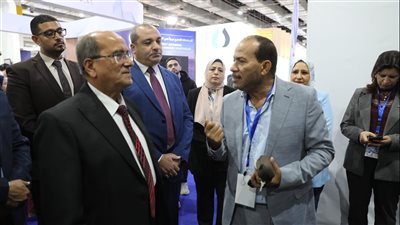 ضمن فعاليات مؤتمر ومعرض IWWI 2025… رئيس القابضة للمياه يتفقد منظومة السيارات