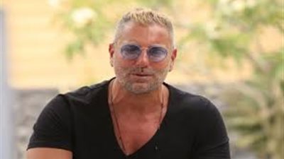 تامر هجرس ينضم لـ فيلم عيلة دياب ع الباب مع محمد سعد