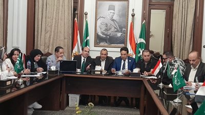 أيمن محسب: إدلاء السيسي بصوتة في إنتخابات 