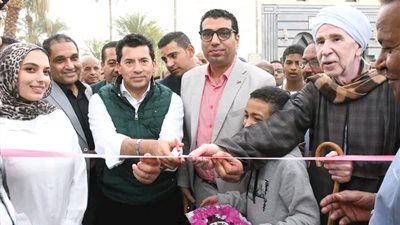 وزير الشباب والرياضة يتفقد المرحلة الأولى من تطوير مركز شباب الاتحاد بالأقصر