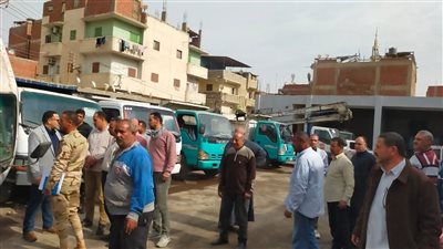 رئيس مركز ومدينة كفر صقر يتابع خروج المعدات من الحملة الميكانيكية
