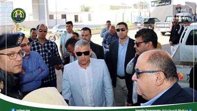 محافظ الإسماعيلية يتفقَّد طريق محمد علي والسوق الحضري بحي أول استعدادًا لتشغيله