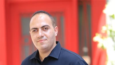 الكاتب الصحفي محسن هاشم : مطالبات بزيادة البدل الصحفي لإنقاذ الصحفيين المتضررين