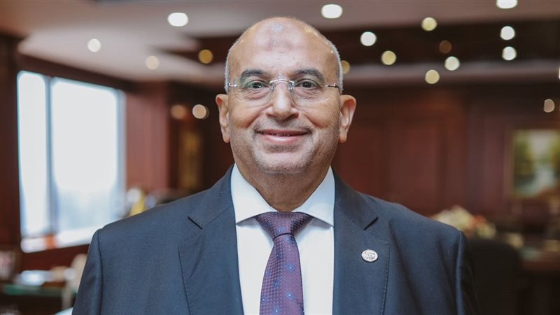 النائب أشرف عبد الغني