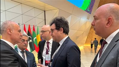 وزير الثقافة المصري يلتقي نظيره الفلسطيني ويبحثان عقد مؤتمر لوزراء الثقافة العرب