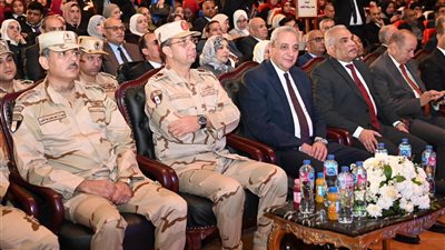 محافظ الغربية يشهد الندوة التثقيفية السادسه لشباب الجامعات المصريه بجامعة طنطا