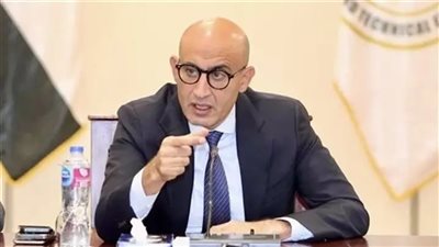 وزير التربية والتعليم يحسم الأمر بشأن تعطيل الدراسة بسبب سوء الأحوال الجوية 