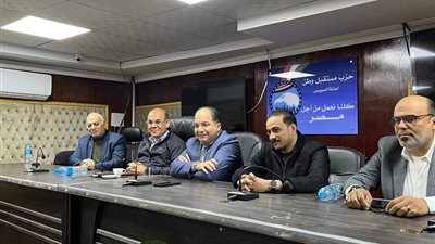 توافد مقاولي الأشغال البحريةعلي مستقبل وطن بالسويس لتأييد مرشح الحزب بإنتخابات النواب