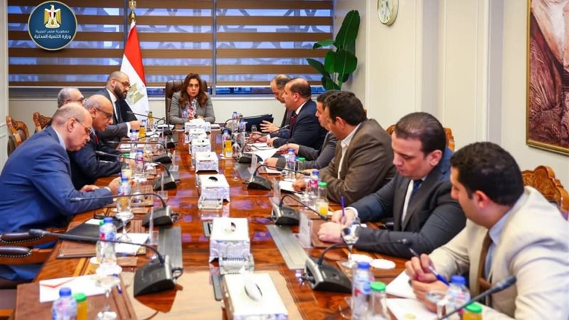 وزيرة التنمية المحلية