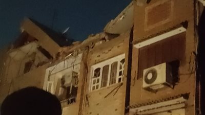 انفجار إسطوانة غاز وراء انهيار عقار بإمبابة بجوار مطعم كبدة البرنس