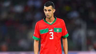النادي الأهلي في مفوضات متقدمة مع يوسف بلعمري لاعب الرجاء المغربي