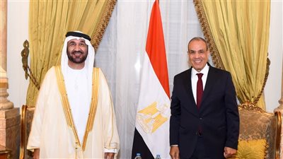 وزير الخارجية يستقبل رئيس البرلمان العربي