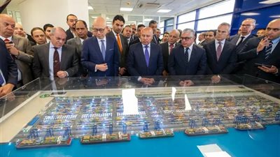ضمن موسوعة (جينيس للأرقام القياسية) ميناء السخنة أكبر ميناء في العالم 
