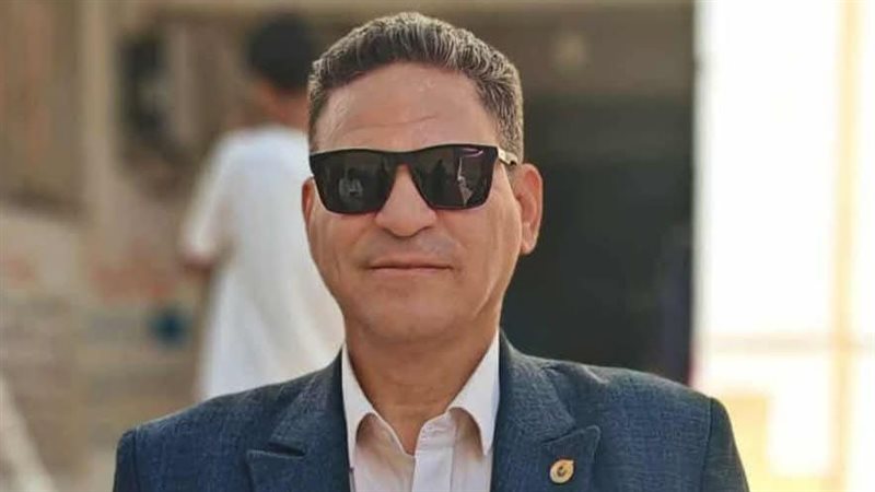 الكاتب الصحفي الدكتور