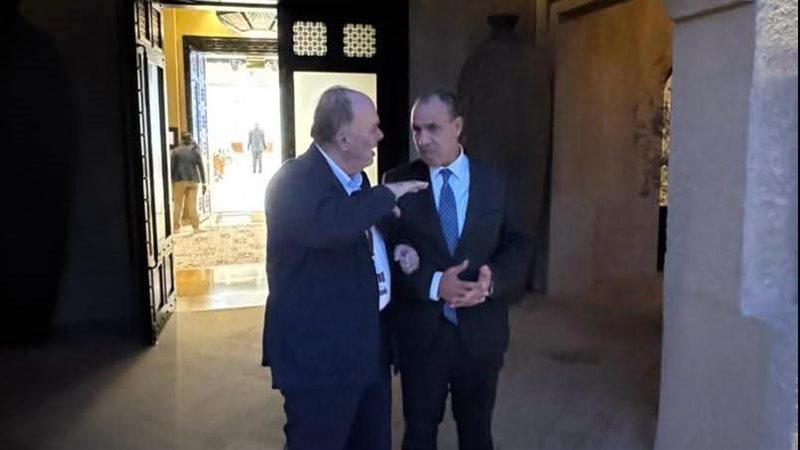 وزير الخارجية 