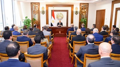 وزير الخارجية يجتمع مع قيادات الوزارة من الدرجات الوسطى لمتابعة سير العمل