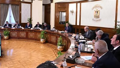 رئيس الوزراء يجتمع بأعضاء اللجنة الاستشارية لتطوير السياحة