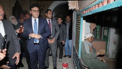وزير الثقافة ومحافظ القاهرة يتفقدان متحف الشمع لوضع خطة تطوير عاجلة
