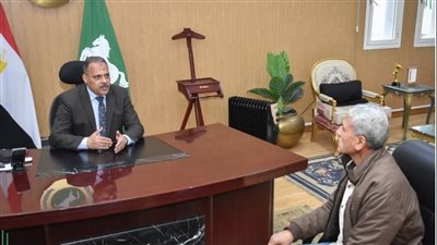 محافظ الشرقية يلتقي مدير عام فرع الأبنية التعليمية الجديد لتهنئته بمهام عمله