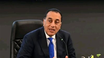 رئيس الوزراء يلتقي الملحقين العسكريين المرشحين للعمل بالخارج
