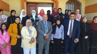 مديرية العمل بجنوب سيناء تتابع ختام دورة التفصيل والخياطة