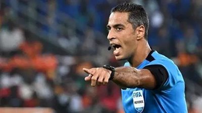 حكام كأس العرب يتضامنون مع أمين عمر ضد تصريحات الرجوب ورفع شكوى للفيفا