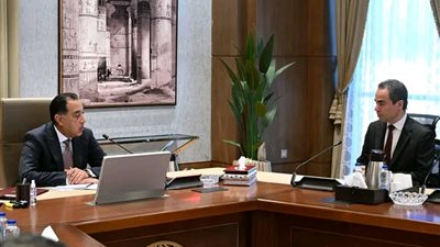 رئيس الوزراء يُتابع إجراءات رفع كفاءة أداء الهيئات الاقتصادية