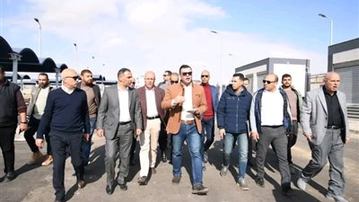 وزير الإسكان يتفقد مشروعي الموقف الإقليمي ومبنى المجمع الشرطي بمدينة حدائق العاصمة