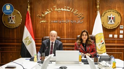 محافظ الإسماعيلية يؤكد  استرداد ١٤٠٠ قطعة أرض وأقتراح استغلالها في مشروعات تنمويه