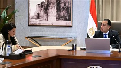 رئيس الوزراء يستعرض مع وزيرة التخطيط نتائج أعمال اللجنة الاستشارية للاقتصاد الرقمي 