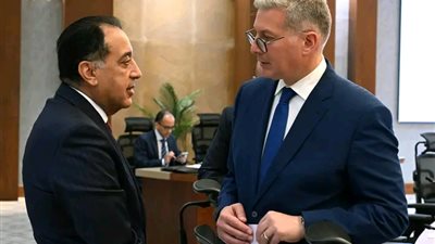 وزير البترول يستعرض نتائج تقرير 
