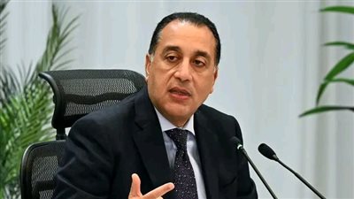 رئيس الوزراء يبدأ جولة لتفقد عدد من مشروعات المبادرة الرئاسية