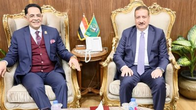 محافظ المنوفية يستقبل حزب الجبهة الوطنية لتعزيز سبل التعاون وتحقيق التنمية المستدامة