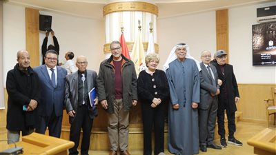 مهرجان المسرح العربي يكرم نجوم الفن المسرحي تحت رعاية الرئيس السيسي