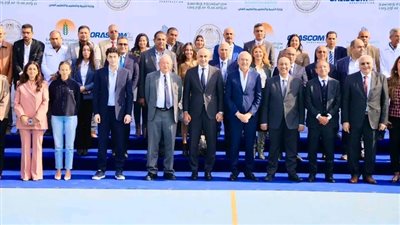 وزير التربية والتعليم يفتتح مدرسة