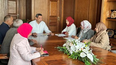 محافظ السويس يعقد إجتماع تنسيقي لبحث مشاكل المزارعين بالشلوفة