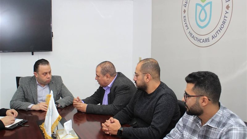 الدكتور أيمن رخا