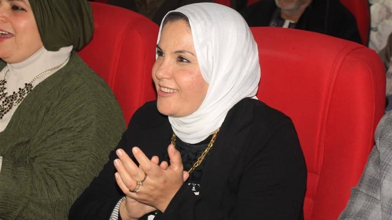 الأستاذة ياسمين ضياء